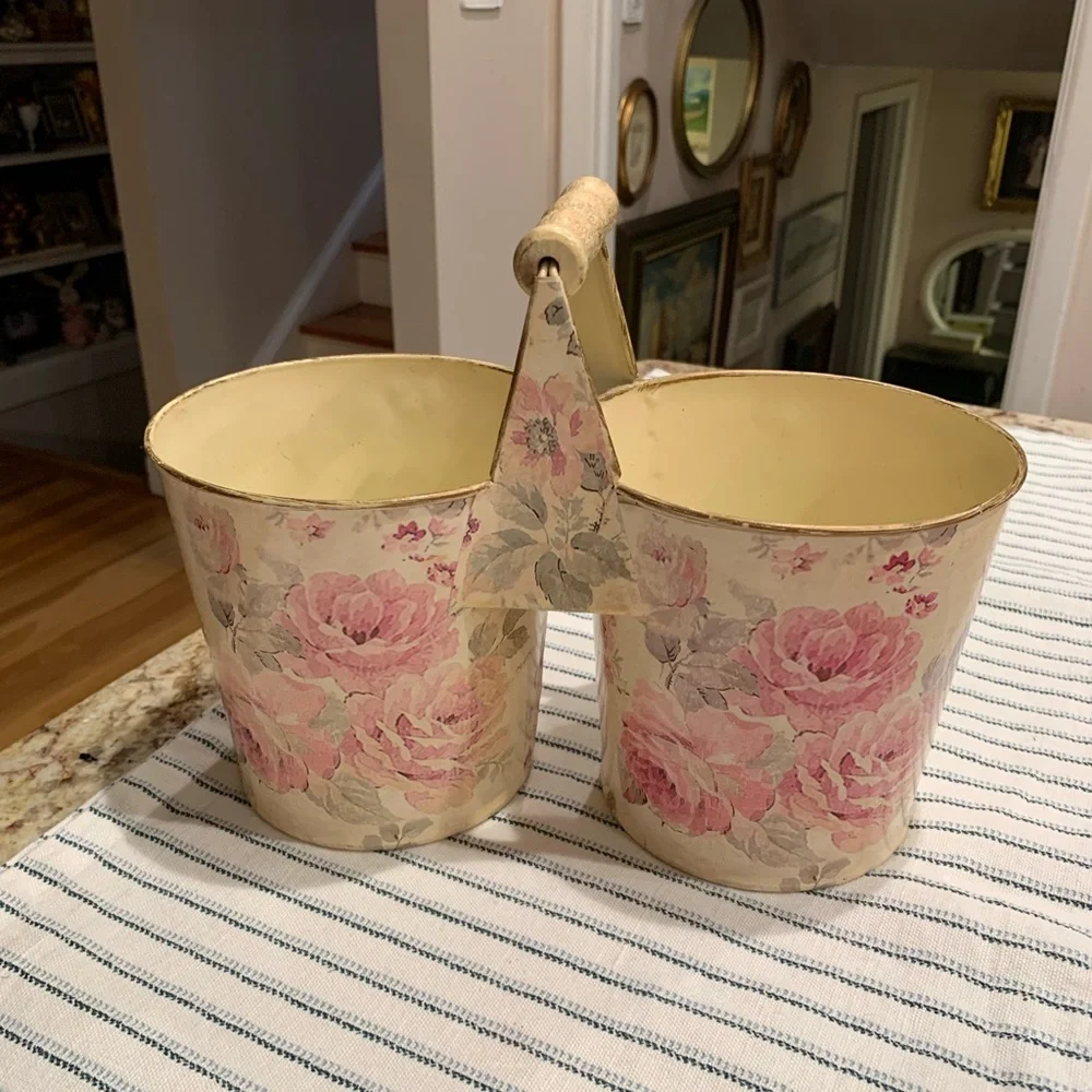 French Country Design Floral Dual Bucket